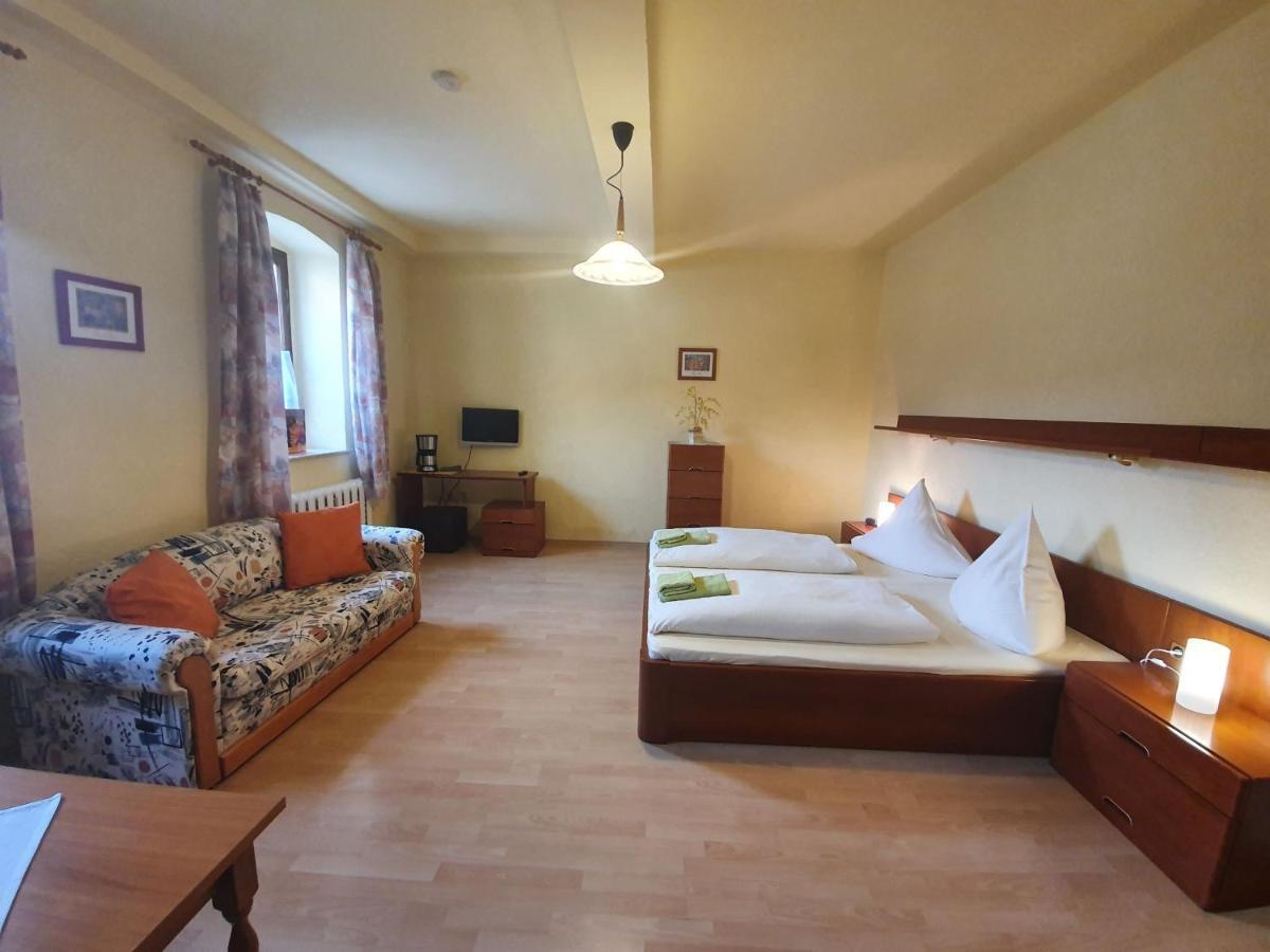 Pension Schuetze Daasdorf am Berge 외부 사진
