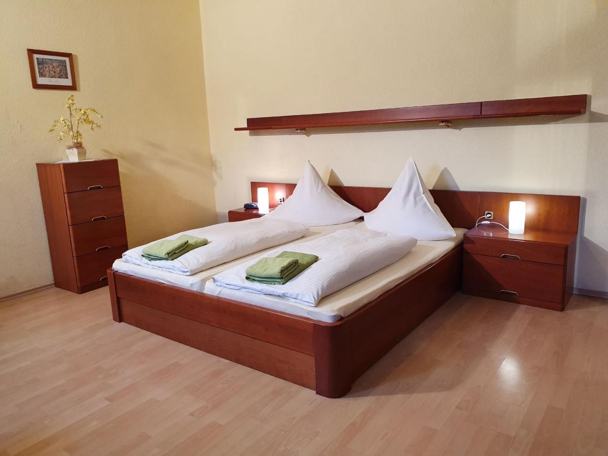 Pension Schuetze Daasdorf am Berge 외부 사진