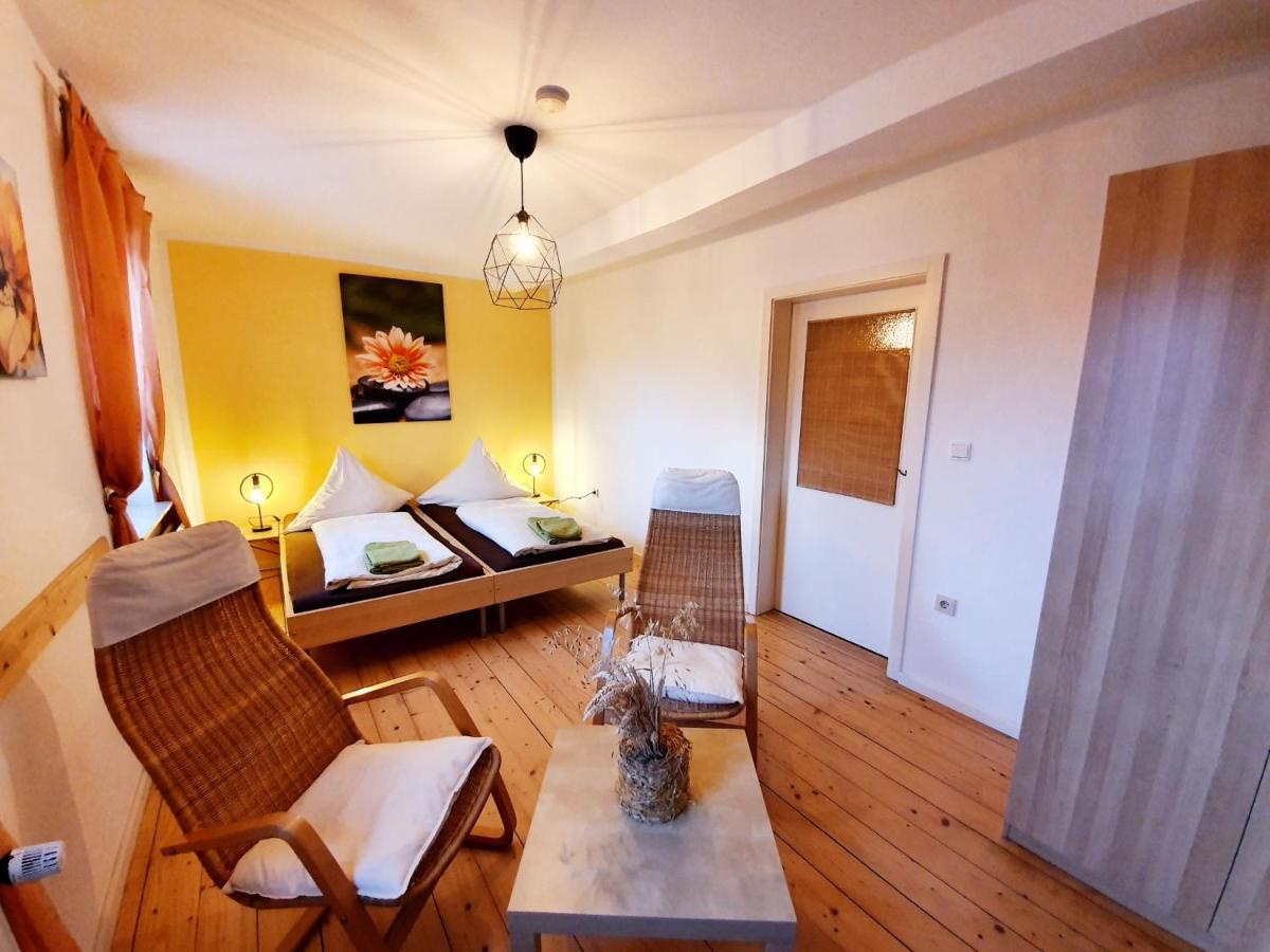 Pension Schuetze Daasdorf am Berge 외부 사진
